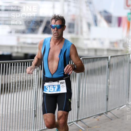 16.08.2026 - KN Förde Triathlon 2026 Antke Förster http://msf.ph/oto/9997155 16.08.2026 12:06:35 Laufen  meine-sportfotos.de