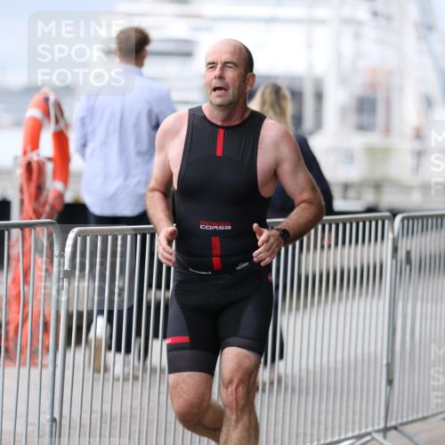 16.08.2026 - KN Förde Triathlon 2026 Antke Förster http://msf.ph/oto/9997167 16.08.2026 12:06:46 Laufen  meine-sportfotos.de