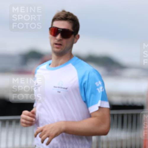 16.08.2026 - KN Förde Triathlon 2026 Antke Förster http://msf.ph/oto/9997178 16.08.2026 12:06:55 Laufen  meine-sportfotos.de