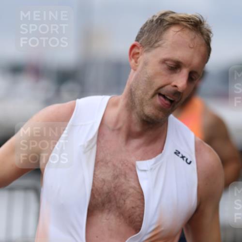 16.08.2026 - KN Förde Triathlon 2026 Antke Förster http://msf.ph/oto/9997193 16.08.2026 12:07:16 Laufen  meine-sportfotos.de