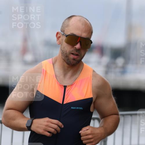 16.08.2026 - KN Förde Triathlon 2026 Antke Förster http://msf.ph/oto/9997194 16.08.2026 12:07:16 Laufen  meine-sportfotos.de