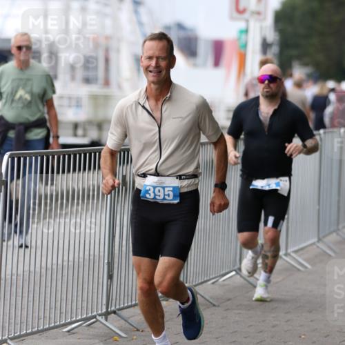 16.08.2026 - KN Förde Triathlon 2026 Antke Förster http://msf.ph/oto/9997204 16.08.2026 12:07:27 Laufen  meine-sportfotos.de