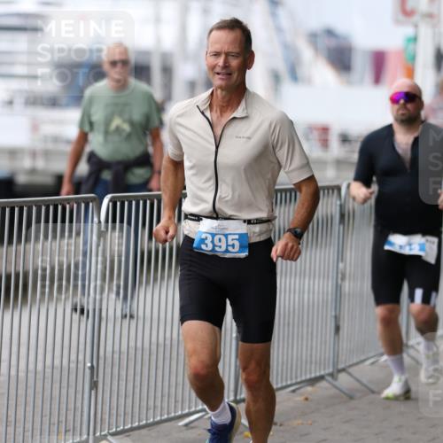 16.08.2026 - KN Förde Triathlon 2026 Antke Förster http://msf.ph/oto/9997205 16.08.2026 12:07:28 Laufen  meine-sportfotos.de