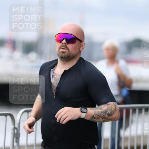 16.08.2026 - KN Förde Triathlon 2026 Antke Förster http://msf.ph/oto/9997212 16.08.2026 12:07:33 Laufen  meine-sportfotos.de