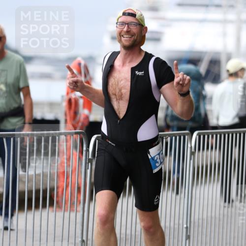 16.08.2026 - KN Förde Triathlon 2026 Antke Förster http://msf.ph/oto/9997215 16.08.2026 12:07:36 Laufen  meine-sportfotos.de