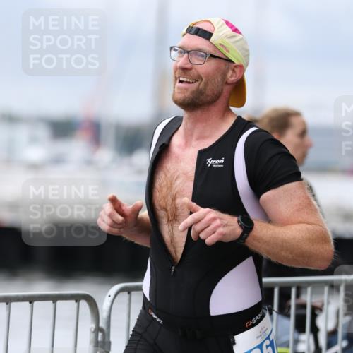 16.08.2026 - KN Förde Triathlon 2026 Antke Förster http://msf.ph/oto/9997218 16.08.2026 12:07:38 Laufen  meine-sportfotos.de