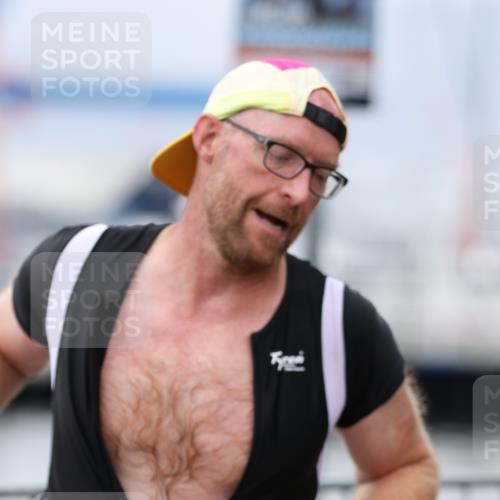 16.08.2026 - KN Förde Triathlon 2026 Antke Förster http://msf.ph/oto/9997220 16.08.2026 12:07:39 Laufen  meine-sportfotos.de