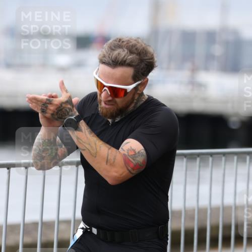 16.08.2026 - KN Förde Triathlon 2026 Antke Förster http://msf.ph/oto/9997254 16.08.2026 12:08:22 Laufen  meine-sportfotos.de