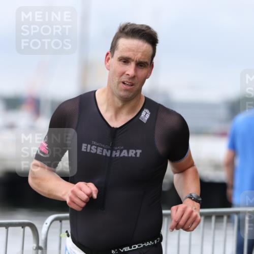 16.08.2026 - KN Förde Triathlon 2026 Antke Förster http://msf.ph/oto/9997263 16.08.2026 12:08:33 Laufen  meine-sportfotos.de