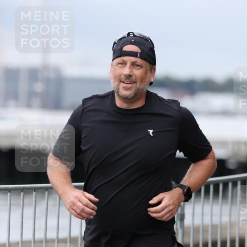 16.08.2026 - KN Förde Triathlon 2026 Antke Förster http://msf.ph/oto/9997272 16.08.2026 12:08:40 Laufen  meine-sportfotos.de