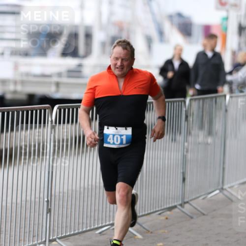 16.08.2026 - KN Förde Triathlon 2026 Antke Förster http://msf.ph/oto/9997277 16.08.2026 12:08:51 Laufen  meine-sportfotos.de
