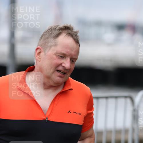 16.08.2026 - KN Förde Triathlon 2026 Antke Förster http://msf.ph/oto/9997282 16.08.2026 12:08:54 Laufen  meine-sportfotos.de
