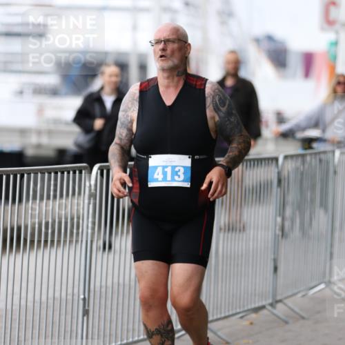 16.08.2026 - KN Förde Triathlon 2026 Antke Förster http://msf.ph/oto/9997283 16.08.2026 12:08:59 Laufen  meine-sportfotos.de
