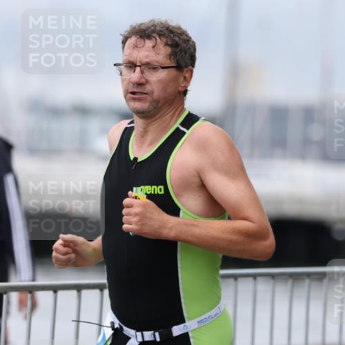 16.08.2026 - KN Förde Triathlon 2026 Antke Förster http://msf.ph/oto/9997303 16.08.2026 12:09:30 Laufen  meine-sportfotos.de
