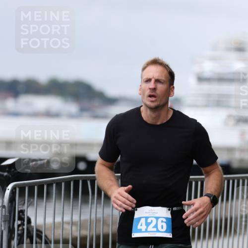 16.08.2026 - KN Förde Triathlon 2026 Antke Förster http://msf.ph/oto/9997307 16.08.2026 12:09:37 Laufen  meine-sportfotos.de