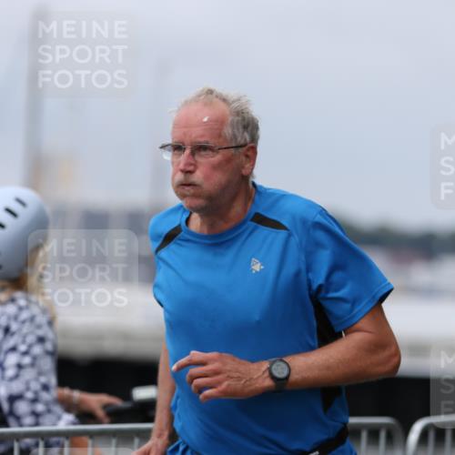 16.08.2026 - KN Förde Triathlon 2026 Antke Förster http://msf.ph/oto/9997321 16.08.2026 12:09:49 Laufen  meine-sportfotos.de
