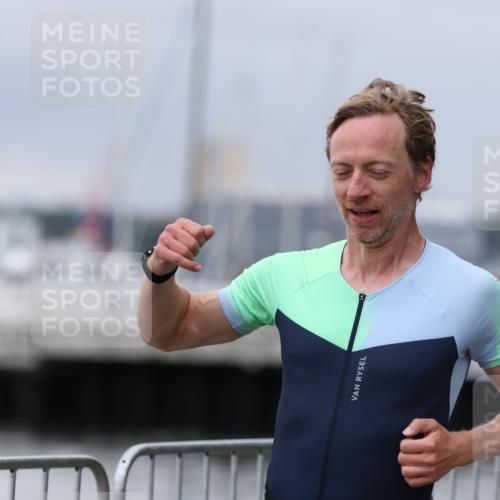 16.08.2026 - KN Förde Triathlon 2026 Antke Förster http://msf.ph/oto/9997339 16.08.2026 12:10:06 Laufen  meine-sportfotos.de