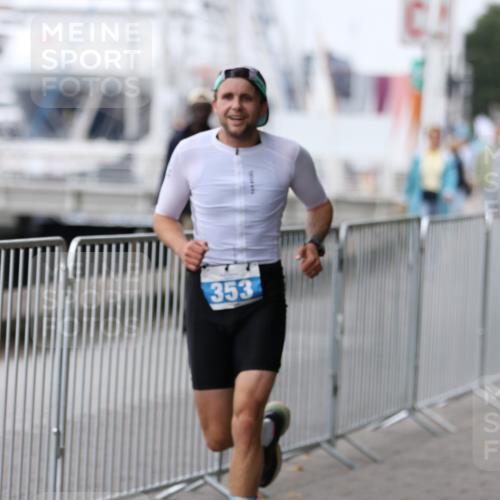 16.08.2026 - KN Förde Triathlon 2026 Antke Förster http://msf.ph/oto/9997368 16.08.2026 12:11:00 Laufen  meine-sportfotos.de