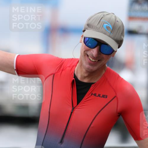 16.08.2026 - KN Förde Triathlon 2026 Antke Förster http://msf.ph/oto/9997381 16.08.2026 12:11:25 Laufen  meine-sportfotos.de