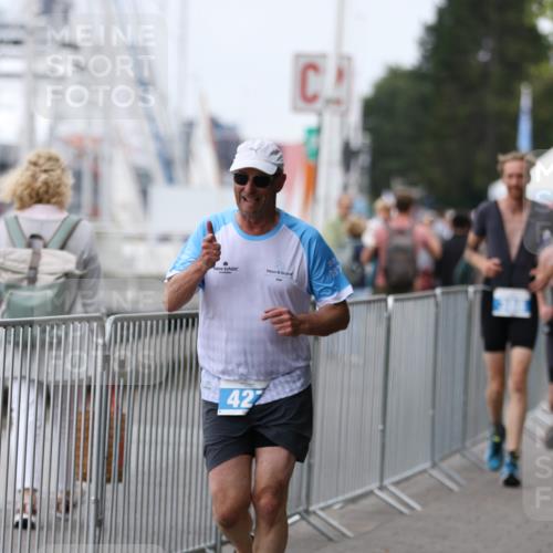 16.08.2026 - KN Förde Triathlon 2026 Antke Förster http://msf.ph/oto/9997389 16.08.2026 12:11:45 Laufen  meine-sportfotos.de