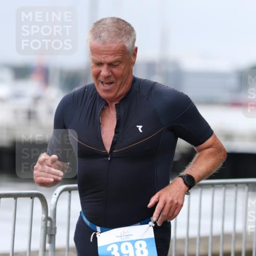 16.08.2026 - KN Förde Triathlon 2026 Antke Förster http://msf.ph/oto/9997404 16.08.2026 12:11:58 Laufen  meine-sportfotos.de