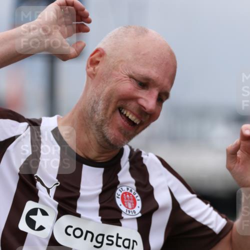 16.08.2026 - KN Förde Triathlon 2026 Antke Förster http://msf.ph/oto/9997408 16.08.2026 12:12:02 Laufen  meine-sportfotos.de