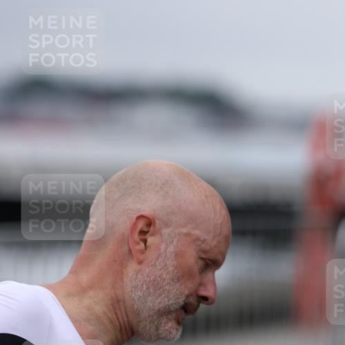 16.08.2026 - KN Förde Triathlon 2026 Antke Förster http://msf.ph/oto/9997410 16.08.2026 12:12:03 Laufen  meine-sportfotos.de
