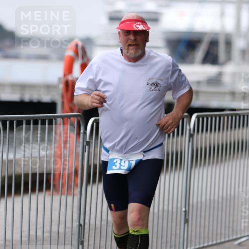 16.08.2026 - KN Förde Triathlon 2026 Antke Förster http://msf.ph/oto/9997434 16.08.2026 12:13:03 Laufen  meine-sportfotos.de