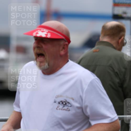 16.08.2026 - KN Förde Triathlon 2026 Antke Förster http://msf.ph/oto/9997437 16.08.2026 12:13:07 Laufen  meine-sportfotos.de