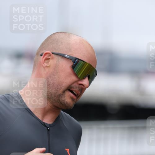 16.08.2026 - KN Förde Triathlon 2026 Antke Förster http://msf.ph/oto/9997453 16.08.2026 12:13:30 Laufen  meine-sportfotos.de
