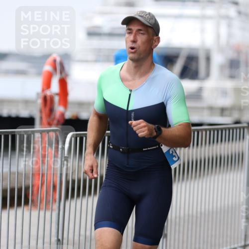 16.08.2026 - KN Förde Triathlon 2026 Antke Förster http://msf.ph/oto/9997454 16.08.2026 12:13:33 Laufen  meine-sportfotos.de