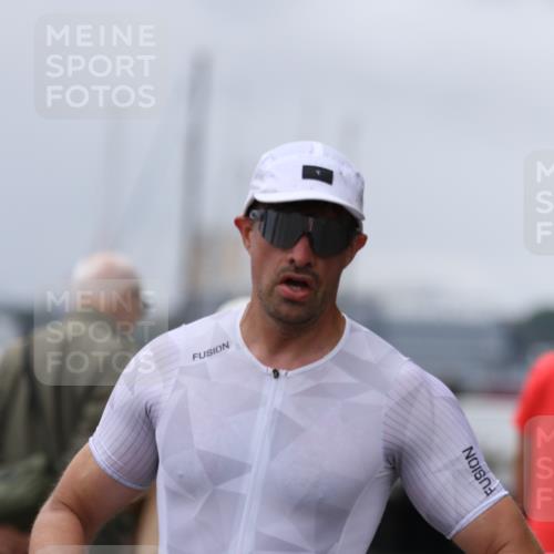 16.08.2026 - KN Förde Triathlon 2026 Antke Förster http://msf.ph/oto/9997470 16.08.2026 12:14:11 Laufen  meine-sportfotos.de