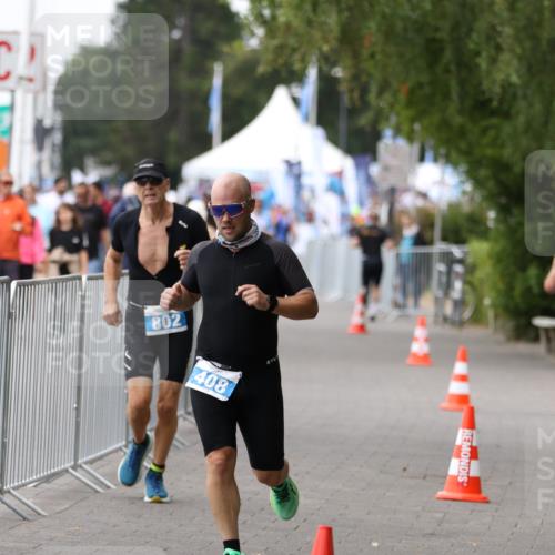 16.08.2026 - KN Förde Triathlon 2026 Antke Förster http://msf.ph/oto/9997490 16.08.2026 12:14:54 Laufen  meine-sportfotos.de