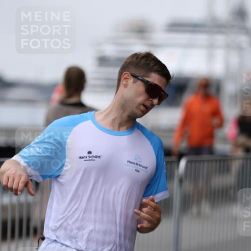 16.08.2026 - KN Förde Triathlon 2026 Antke Förster http://msf.ph/oto/9997506 16.08.2026 12:15:15 Laufen  meine-sportfotos.de