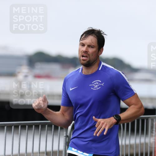 16.08.2026 - KN Förde Triathlon 2026 Antke Förster http://msf.ph/oto/9997510 16.08.2026 12:15:18 Laufen  meine-sportfotos.de