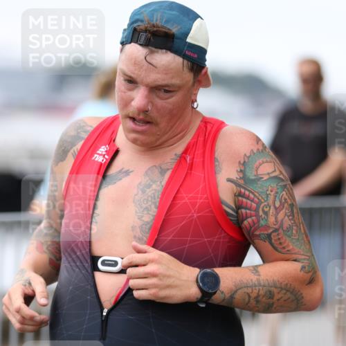 16.08.2026 - KN Förde Triathlon 2026 Antke Förster http://msf.ph/oto/9997516 16.08.2026 12:15:35 Laufen  meine-sportfotos.de