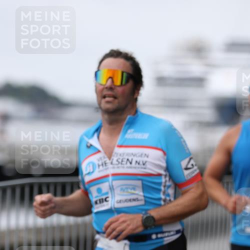16.08.2026 - KN Förde Triathlon 2026 Antke Förster http://msf.ph/oto/9997520 16.08.2026 12:15:42 Laufen  meine-sportfotos.de