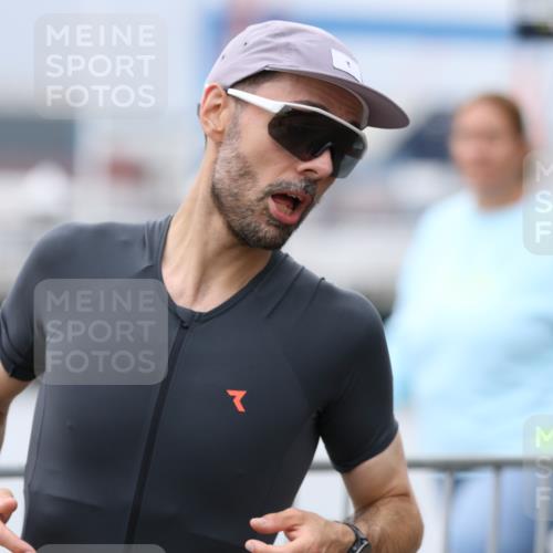 16.08.2026 - KN Förde Triathlon 2026 Antke Förster http://msf.ph/oto/9997530 16.08.2026 12:15:50 Laufen  meine-sportfotos.de