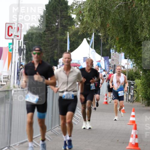 16.08.2026 - KN Förde Triathlon 2026 Antke Förster http://msf.ph/oto/9997532 16.08.2026 12:15:55 Laufen  meine-sportfotos.de