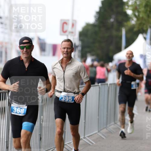 16.08.2026 - KN Förde Triathlon 2026 Antke Förster http://msf.ph/oto/9997534 16.08.2026 12:15:57 Laufen  meine-sportfotos.de