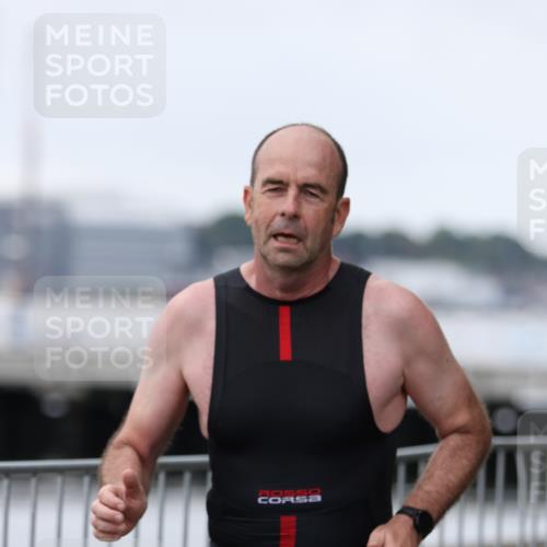 16.08.2026 - KN Förde Triathlon 2026 Antke Förster http://msf.ph/oto/9997547 16.08.2026 12:16:11 Laufen  meine-sportfotos.de