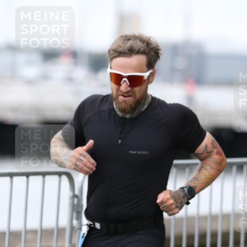 16.08.2026 - KN Förde Triathlon 2026 Antke Förster http://msf.ph/oto/9997561 16.08.2026 12:16:25 Laufen  meine-sportfotos.de