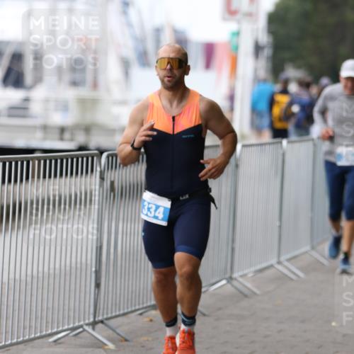 16.08.2026 - KN Förde Triathlon 2026 Antke Förster http://msf.ph/oto/9997564 16.08.2026 12:16:40 Laufen  meine-sportfotos.de
