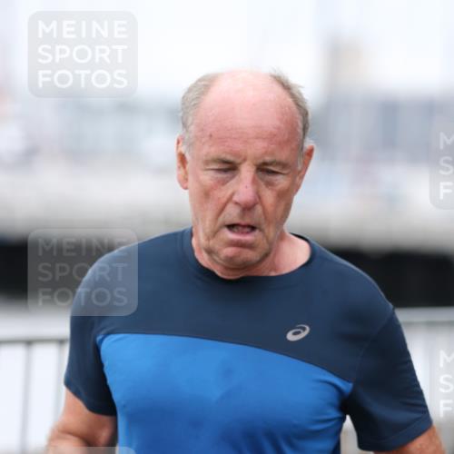 16.08.2026 - KN Förde Triathlon 2026 Antke Förster http://msf.ph/oto/9997584 16.08.2026 12:17:02 Laufen  meine-sportfotos.de