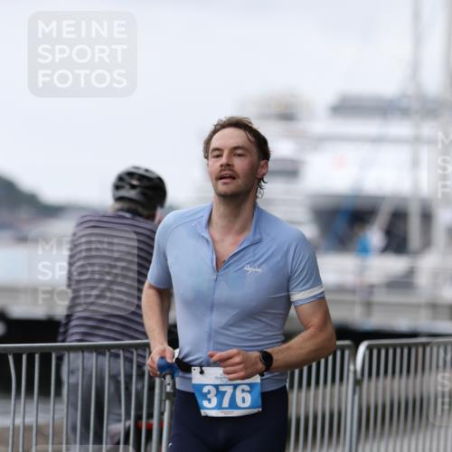 16.08.2026 - KN Förde Triathlon 2026 Antke Förster http://msf.ph/oto/9997587 16.08.2026 12:17:10 Laufen  meine-sportfotos.de