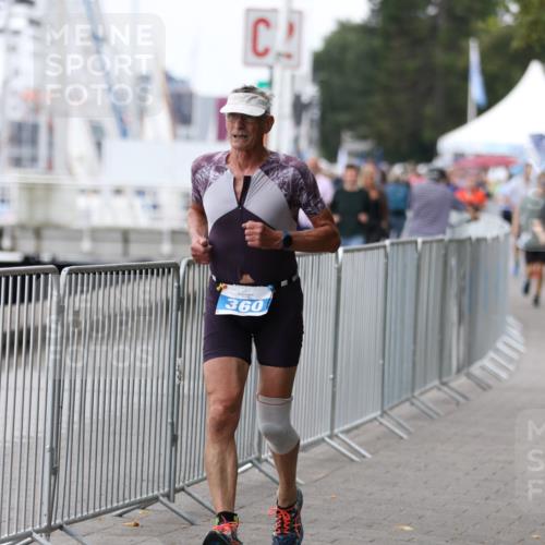 16.08.2026 - KN Förde Triathlon 2026 Antke Förster http://msf.ph/oto/9997604 16.08.2026 12:17:42 Laufen  meine-sportfotos.de