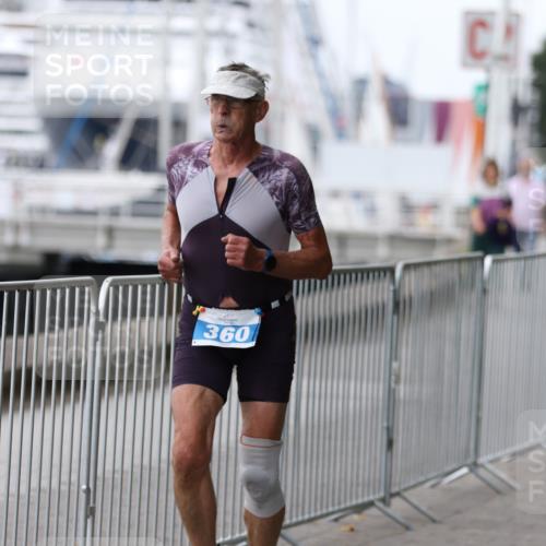 16.08.2026 - KN Förde Triathlon 2026 Antke Förster http://msf.ph/oto/9997605 16.08.2026 12:17:43 Laufen  meine-sportfotos.de