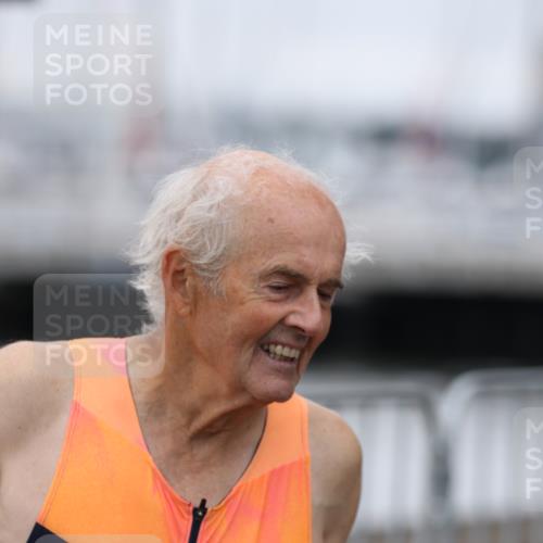 16.08.2026 - KN Förde Triathlon 2026 Antke Förster http://msf.ph/oto/9997618 16.08.2026 12:17:54 Laufen  meine-sportfotos.de