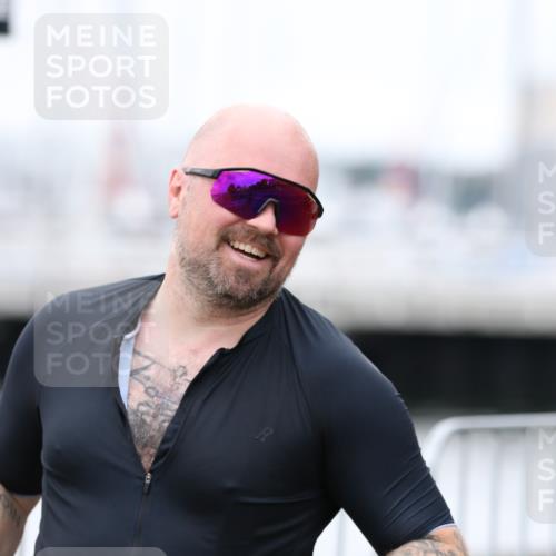16.08.2026 - KN Förde Triathlon 2026 Antke Förster http://msf.ph/oto/9997622 16.08.2026 12:17:57 Laufen  meine-sportfotos.de
