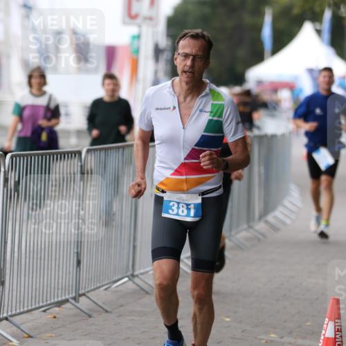 16.08.2026 - KN Förde Triathlon 2026 Antke Förster http://msf.ph/oto/9997626 16.08.2026 12:18:02 Laufen  meine-sportfotos.de